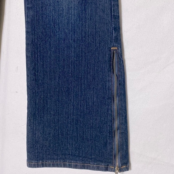 Vintage Tommy Hilfiger High Rise Zippy Flare Leg Jeans 6 - Picture 10 of 16
